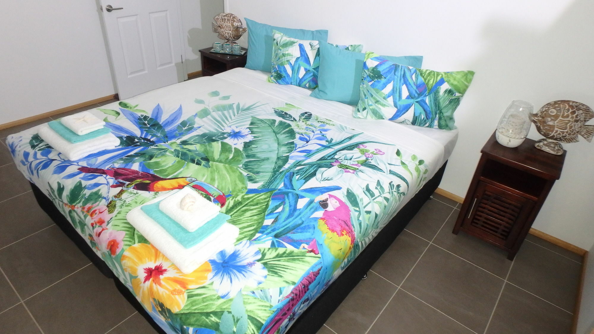 นอติลุส เบด แอนด์ เบรคฟาสต์ Bed & Breakfast มิชชันบีช ภายนอก รูปภาพ